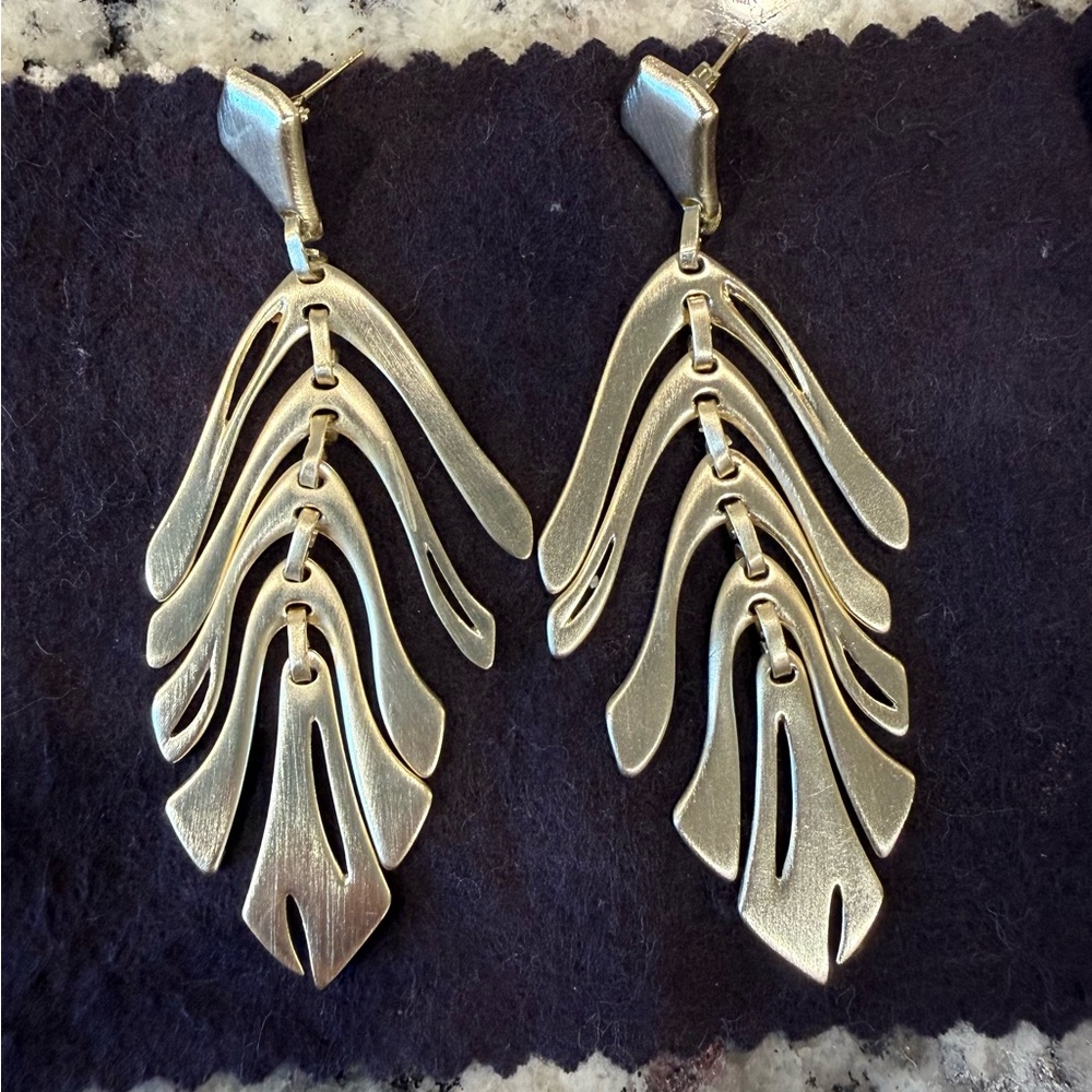 Kendra Scott Lotus Matte Gold Tone Dangle Earrings